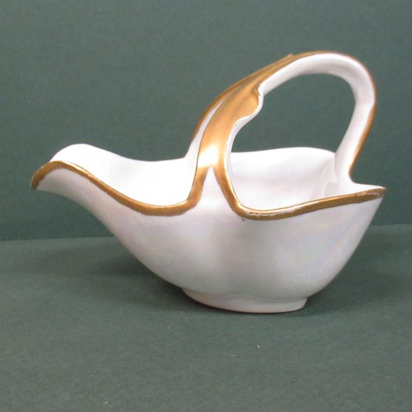 Favorite Bavaria  White Iridescent Gold Trim Trinket Nut Nappy Dish - Picture 1 of 4